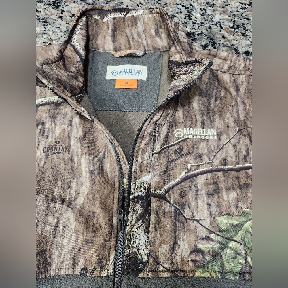 🔥HOT DEAL🔥 Magellan Outdoors HuntGear Boone Fleece Camo Jacket feat. Mossy Oak - Picture 3 of 5